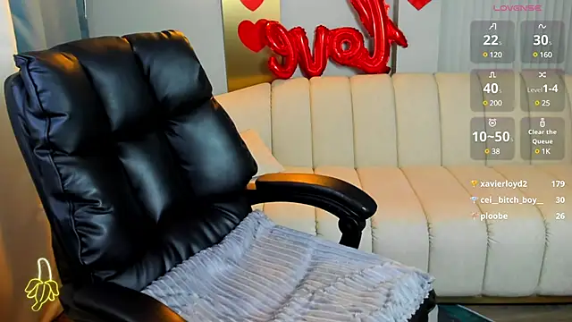 Eva Conors  online show from February 28, 2025, 7:26 am