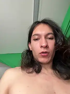 akimrix guli online show from December 31, 2024, 8:04 am