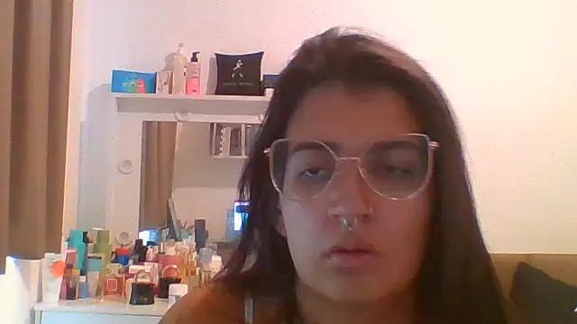 Snapshot of isa_ofc2024 chatting on May 1, 2026, 11:26 am isa ofc2024 online show from May 1, 2026, 11:26 am