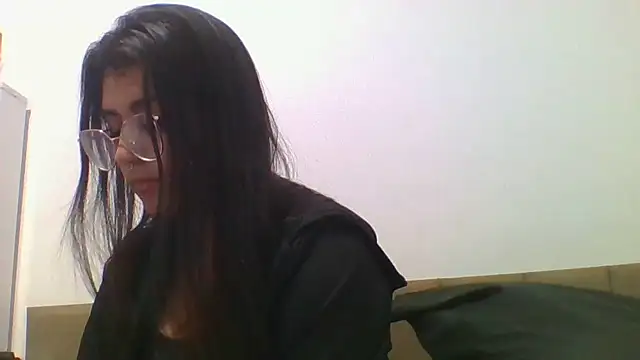 Snapshot of isa_ofc2024 chatting on May 20, 2026, 4:46 pm isa ofc2024 online show from May 20, 2026, 4:46 pm