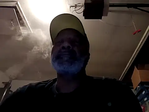 Snapshot of yasohw chatting on December 18, 2024, 3:37 am yasohw online show from December 18, 2024, 3:37 am