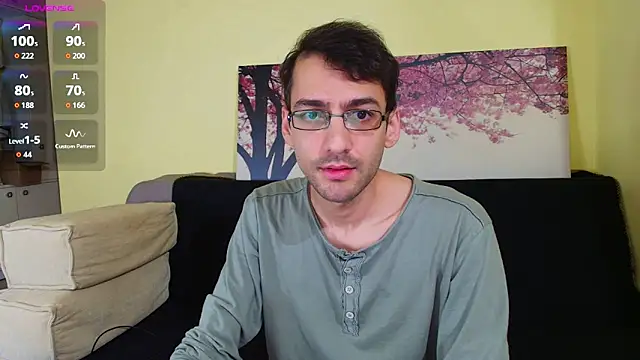 HungEddy online show from November 22, 2025, 2:16 pm