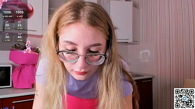 Snapshot of LivyyBossom chatting on February 4, 2025, 7:00 pm LivyyBossom online show from February 4, 2025, 7:00 pm