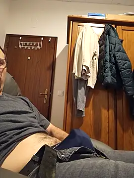 Snapshot of Brucekind chatting on February 22, 2026, 7:01 pm Brucekind online show from February 22, 2026, 7:01 pm