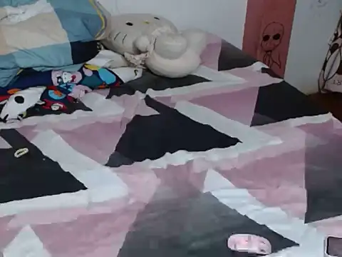 Avoa 26 online show from December 18, 2025, 5:13 am