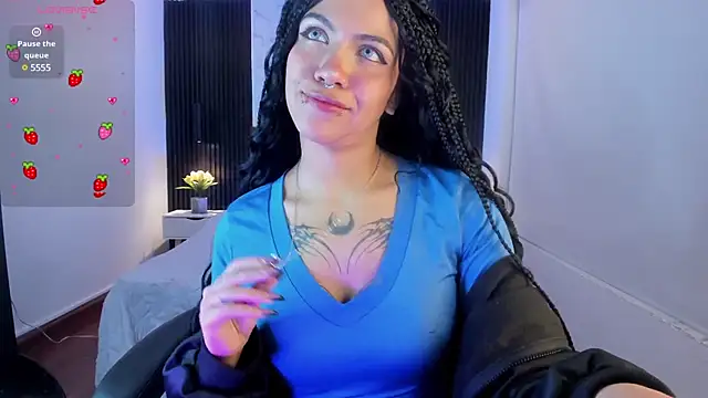 Snapshot of Gianna_foxy chatting on December 14, 2024, 5:40 am Gianna foxy online show from December 14, 2024, 5:40 am