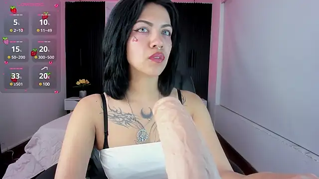 Snapshot of Gianna_foxy chatting on January 9, 2025, 6:06 am Gianna foxy online show from January 9, 2025, 6:06 am