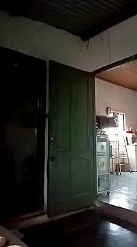 Snapshot of Baby-sexysweet69 chatting on December 14, 2024, 5:51 am Baby-sexysweet69 online show from December 14, 2024, 5:51 am