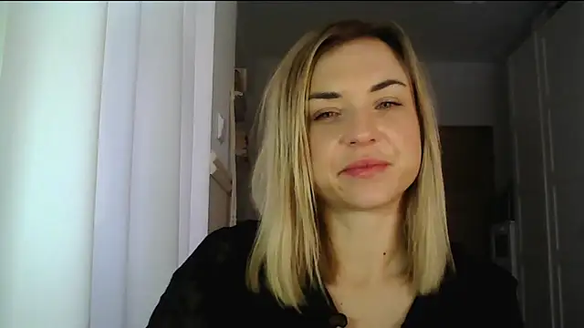 Snapshot of ashley_xlove chatting on January 13, 2025, 8:05 am ashley xlove online show from January 13, 2025, 8:05 am