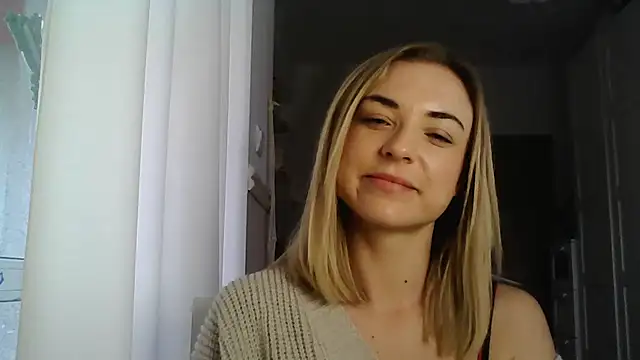 Snapshot of ashley_xlove chatting on February 6, 2025, 11:10 am ashley xlove online show from February 6, 2025, 11:10 am