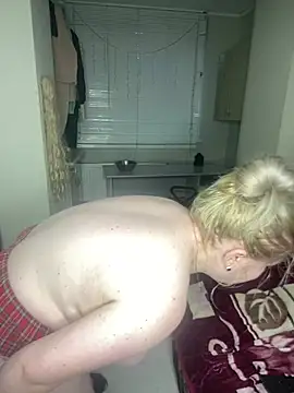 Snapshot of BrigitDani_ chatting on January 31, 2025, 1:34 pm BrigitDani online show from January 31, 2025, 1:34 pm