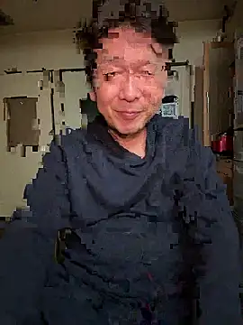 Snapshot of SaneService9 chatting on April 23, 2026, 7:27 pm SaneService9 online show from April 23, 2026, 7:27 pm