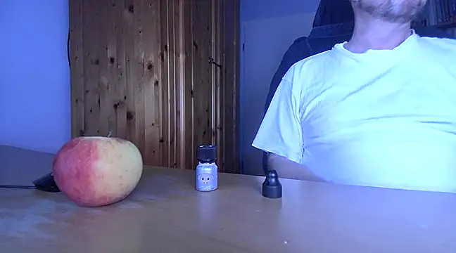 Tom PP cgn online show from March 13, 2025, 9:59 pm