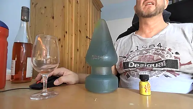 Tom PP cgn online show from September 19, 2025, 9:43 am