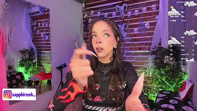 Snapshot of Sapphire_Venuss chatting on October 26, 2025, 2:17 am Sapphire Venuss online show from October 26, 2025, 2:17 am