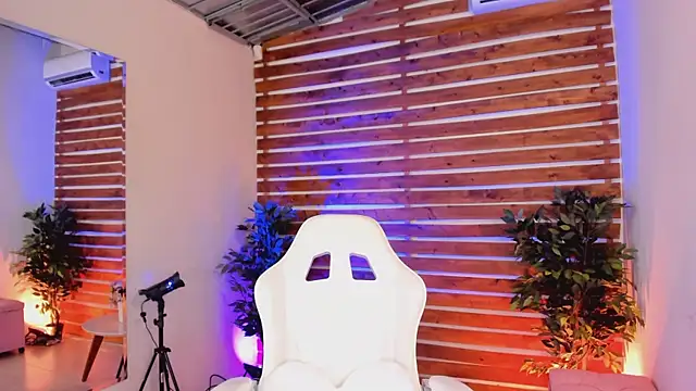 Snapshot of Sapphire_Venuss chatting on March 8, 2026, 2:04 am Sapphire Venuss online show from March 8, 2026, 2:04 am