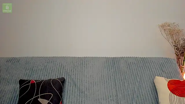 Snapshot of erika_hoiree chatting on December 3, 2024, 11:57 pm erika hoiree online show from December 3, 2024, 11:57 pm