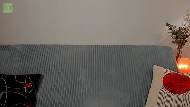 Snapshot of erika_hoiree chatting on February 14, 2025, 11:09 pm erika hoiree online show from February 14, 2025, 11:09 pm