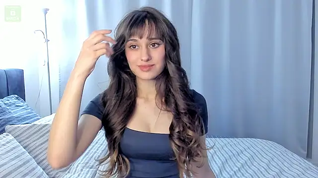 Snapshot of erika_hoiree chatting on February 20, 2026, 4:09 am erika hoiree online show from February 20, 2026, 4:09 am