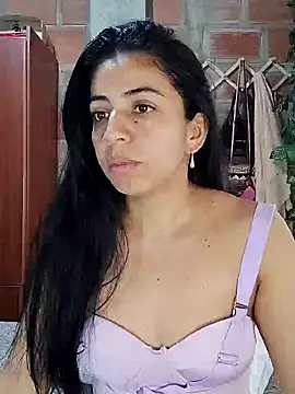 Snapshot of anngela01 chatting on January 23, 2025, 6:03 pm anngela01 online show from January 23, 2025, 6:03 pm