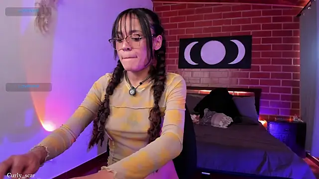 Snapshot of Scarlett_Vela13 chatting on May 15, 2026, 4:47 pm Scarlett Vela13 online show from May 15, 2026, 4:47 pm