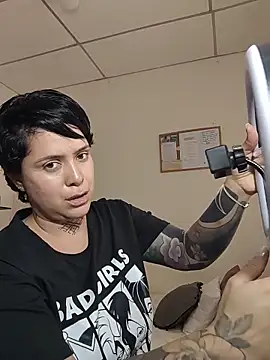 KatInk online show from February 10, 2026, 5:17 pm