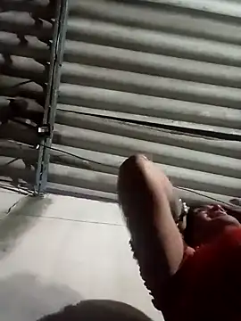 Snapshot of yovana13 chatting on February 26, 2026, 1:04 am yovana13 online show from February 26, 2026, 1:04 am