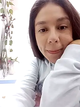 Luci And Sofi online show from October 6, 2025, 11:07 am