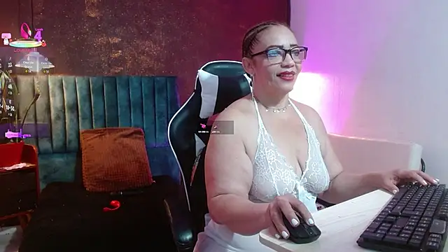 PervertedMature online show from September 20, 2025, 12:28 pm