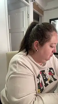 Snapshot of Chloee_ep chatting on May 5, 2026, 1:08 pm Chloee ep online show from May 5, 2026, 1:08 pm