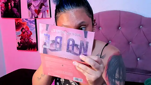 Snapshot of Mila_nixon02 chatting on April 25, 2026, 3:09 am Mila nixon02 online show from April 25, 2026, 3:09 am