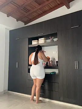 Sarasweet sex online show from June 9, 2026, 10:10 pm