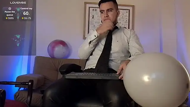 bradley colt online show from November 30, 2025, 1:42 am