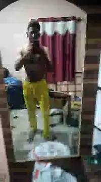 Snapshot of loganwollf chatting on January 8, 2025, 12:58 pm loganwollf online show from January 8, 2025, 12:58 pm