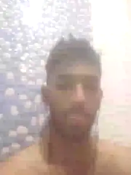 Snapshot of loganwollf chatting on January 11, 2025, 12:40 pm loganwollf online show from January 11, 2025, 12:40 pm