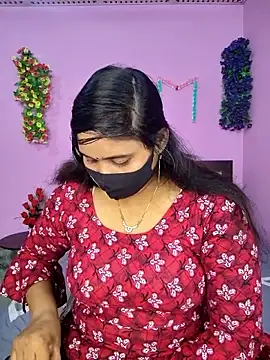 Snapshot of Hot_Maleka chatting on November 10, 2025, 3:11 pm Hot Maleka online show from November 10, 2025, 3:11 pm