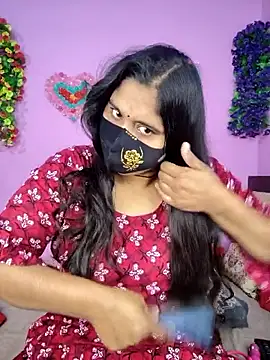 Snapshot of Hot_Maleka chatting on December 18, 2025, 1:22 am Hot Maleka online show from December 18, 2025, 1:22 am