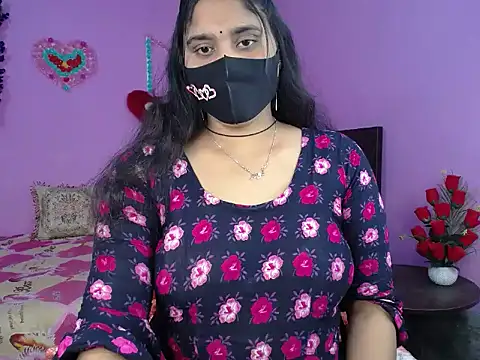 Hot Maleka online show from February 24, 2026, 4:27 pm