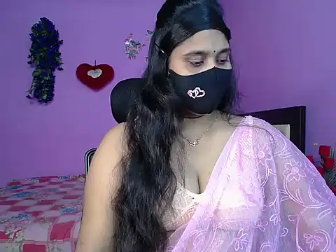 Hot Maleka online show from May 14, 2026, 4:47 pm