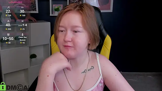 Sara Robinson online show from November 8, 2025, 3:07 am