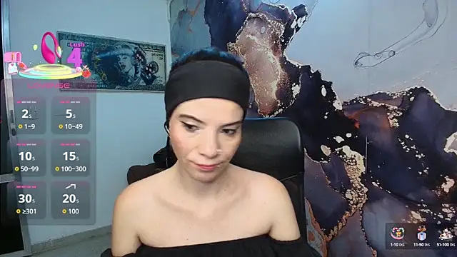 DanaaRey online show from September 26, 2025, 2:10 pm