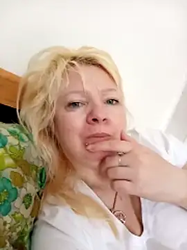 Snapshot of Lauri_scherri chatting on April 21, 2026, 11:27 am Lauri scherri online show from April 21, 2026, 11:27 am