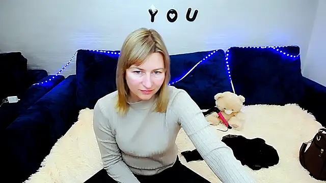 Snapshot of Incredible_Ariela chatting on March 5, 2026, 12:56 pm Incredible Ariela online show from March 5, 2026, 12:56 pm