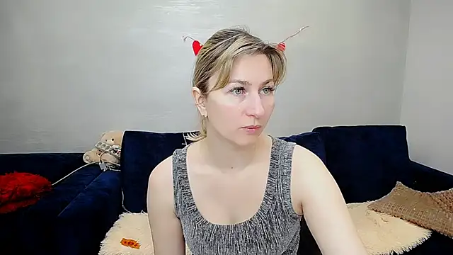 Snapshot of Incredible_Ariela chatting on April 17, 2026, 11:46 am Incredible Ariela online show from April 17, 2026, 11:46 am