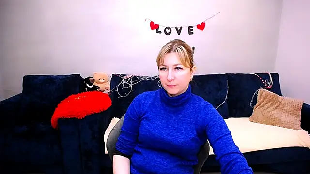 Snapshot of Incredible_Ariela chatting on April 26, 2026, 9:18 am Incredible Ariela online show from April 26, 2026, 9:18 am