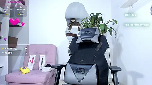 emily palmeer online show from October 2, 2025, 12:01 pm