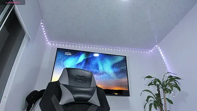 emily palmeer online show from January 8, 2026, 10:39 am