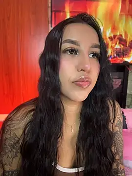 Snapshot of Tamara_Roberts1 chatting on July 17, 2026, 2:18 am Tamara Roberts1 online show from July 17, 2026, 2:18 am