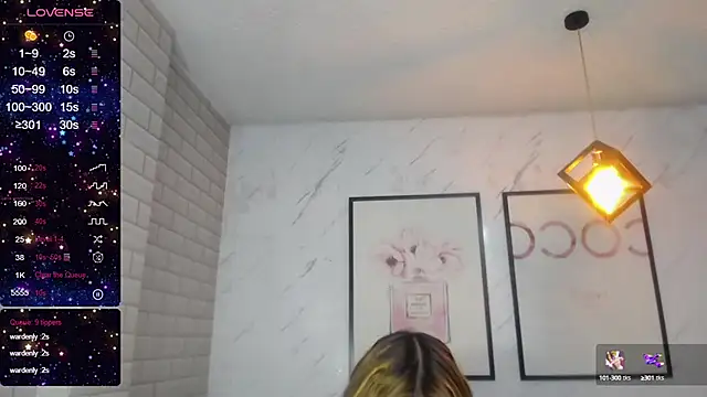 Snapshot of _Charlotte_v chatting on January 13, 2025, 5:02 pm Charlotte v online show from January 13, 2025, 5:02 pm