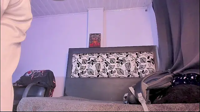 Snapshot of setsuna10 chatting on November 15, 2025, 10:15 pm setsuna10 online show from November 15, 2025, 10:15 pm